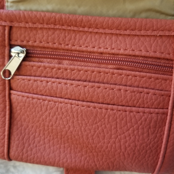 Beautiful Coral pink Wristlet - Picture 5 of 11